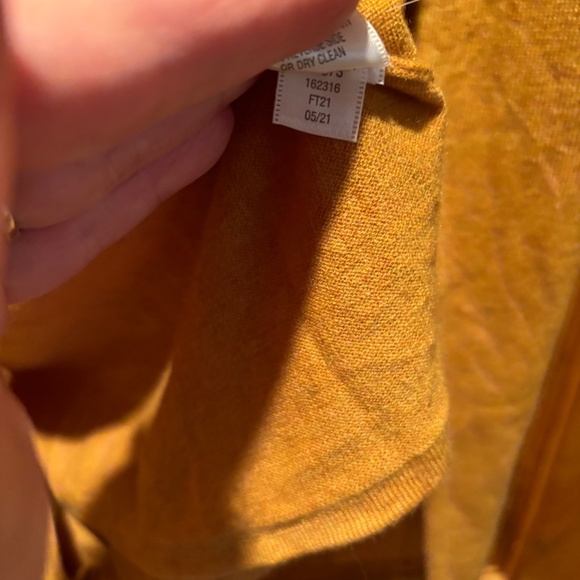 Garnet Hill Tie Front Cashmere Sweater Large NWT - Picture 7 of 7